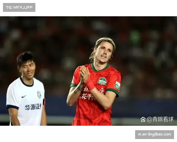 河南队角球战术精心设计 迈达纳头球破门体现拉莫斯定位球演练成果